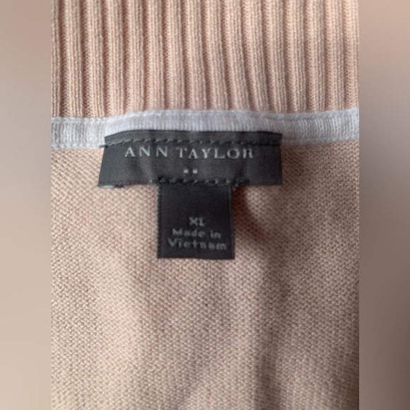 Ann Taylor short sleeve lightweight peach V-neck sweater vest,  XL - Picture 3 of 3